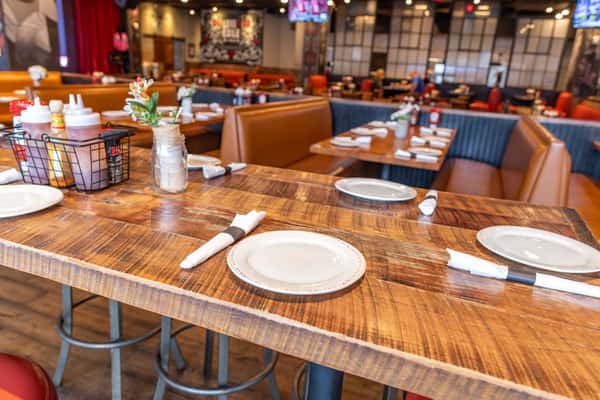 Interior large group and booth dining