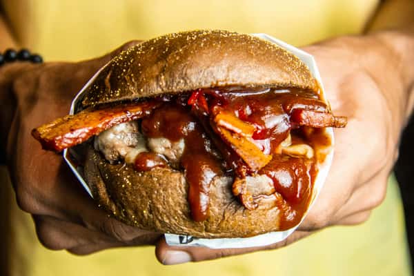 Pulled Pork BBQ Burger