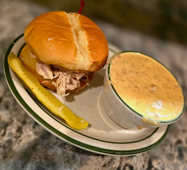 Roasted turkey sandwich