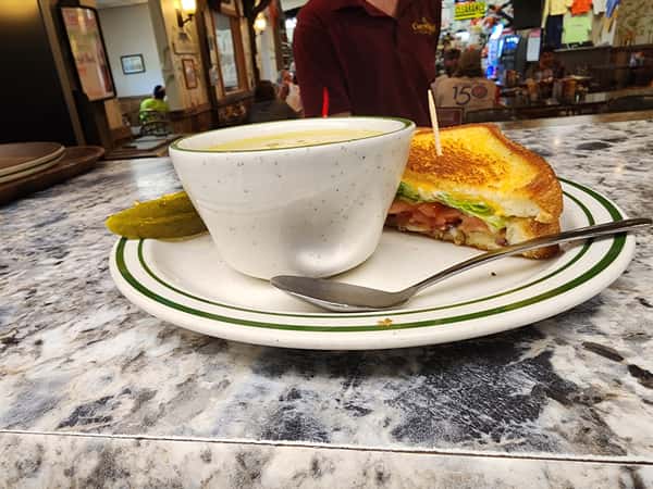 BLT grilled cheese