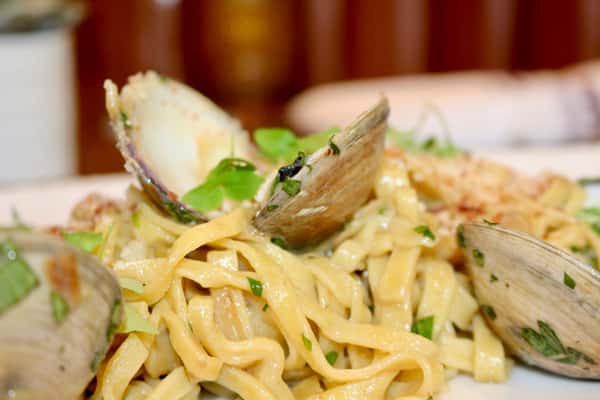Linquine & Clams
