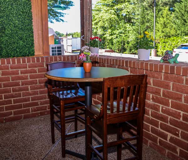 table and chairs