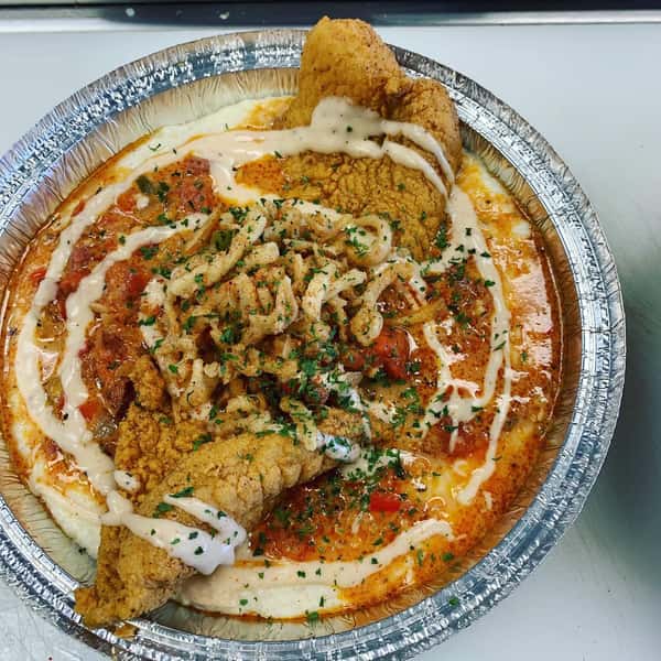 Queen Lisa's Fish N Grits