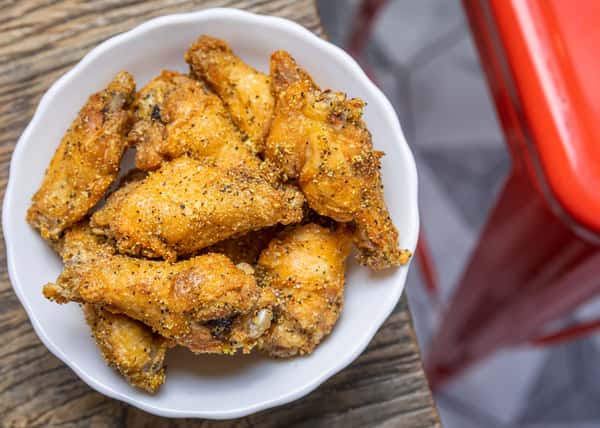 16 WINGS
