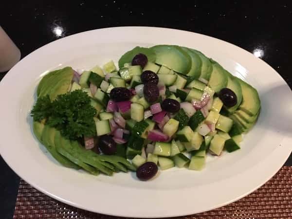 cucumber avocado salad