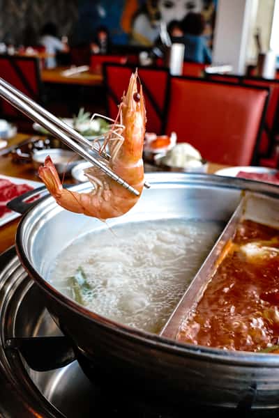 shrimp boiling