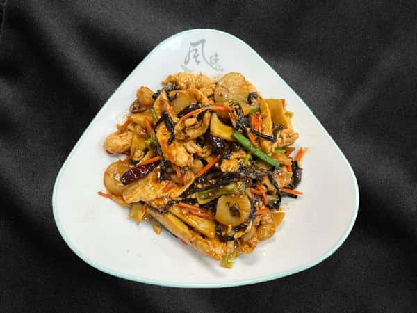 190 Chicken with Garlic Sauce