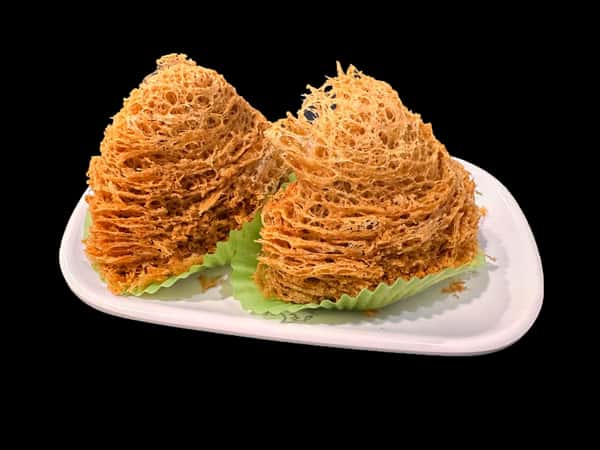蜂巢荔芋角 / Deep Fried Taro Root Turnover