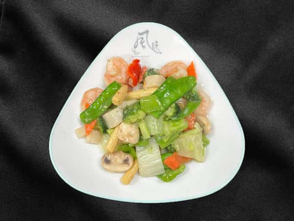 127 Rainbow Scallop & Shrimp