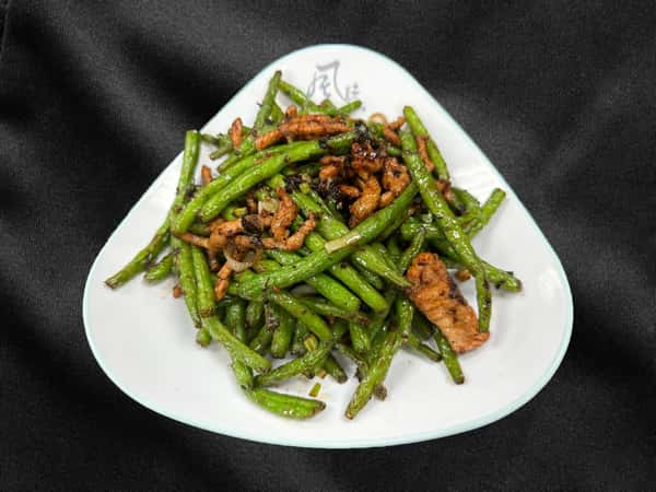 171 Sautéed Green Beans with Shredded Pork