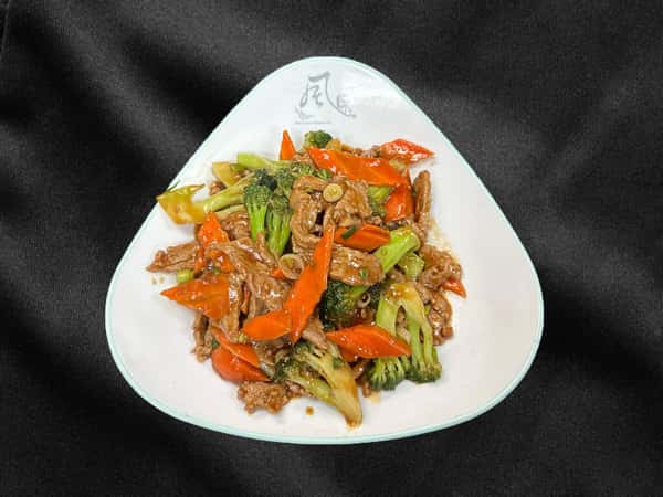 155 Beef with Broccoli