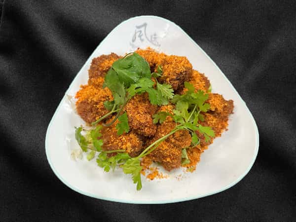 179 Special Pork Ribs with Garlic