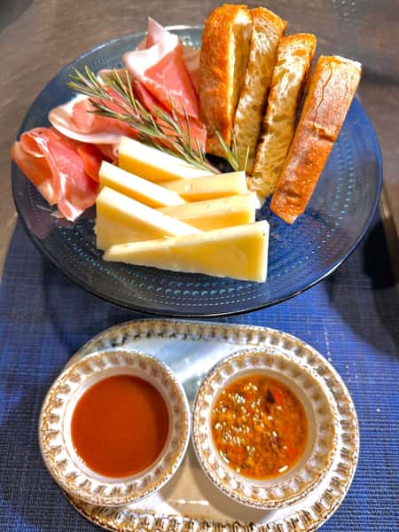 Manchego y Serrano
