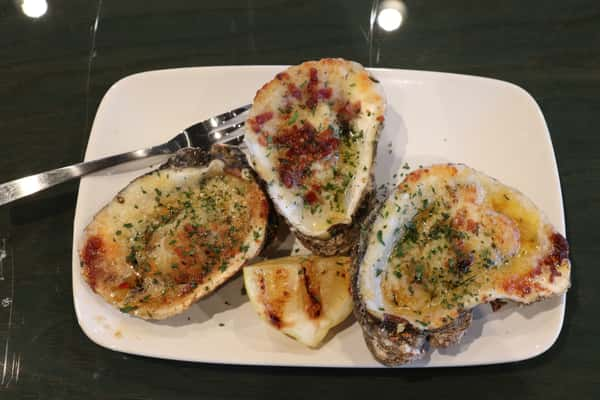 good charlie's oyster bar and seafood kitchen conroe