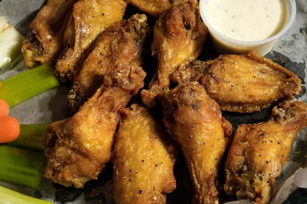 100 Wings - 2 Flavors