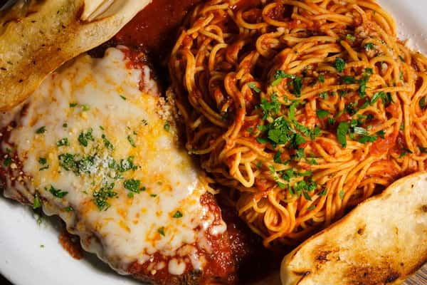 Chicken Parm and Pasta Full Tray