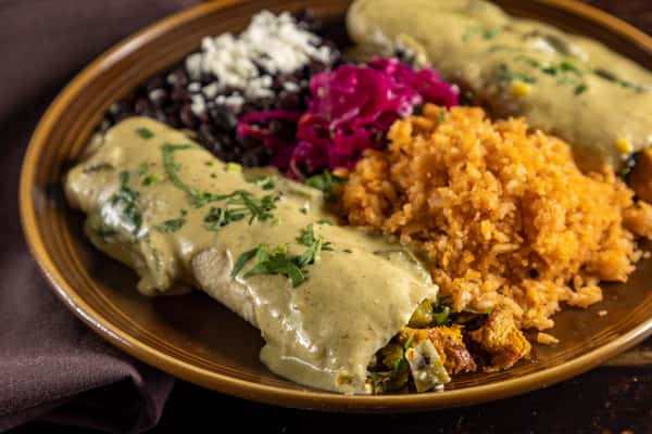 EnchiladasDeNopales_20221206_0833