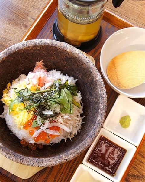 Real Crab And Ikura Hitsumabushi