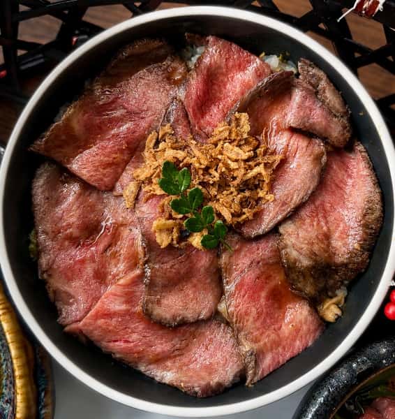 Wagyu roast beef bowl
