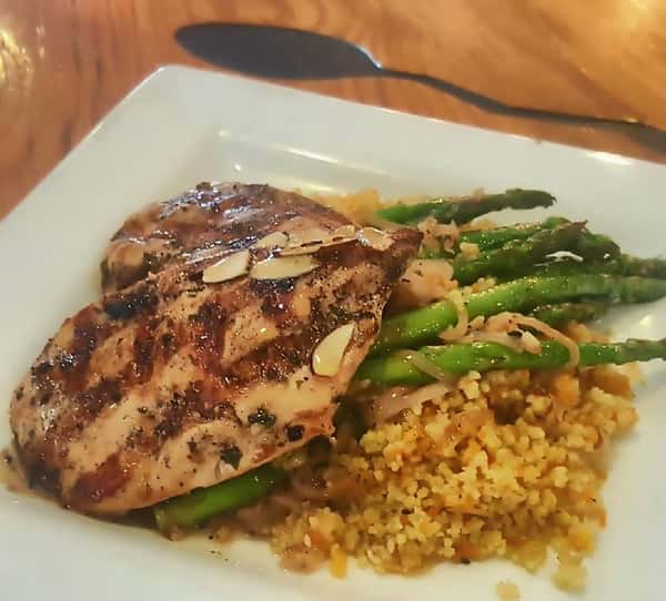 grilled chicken with rice and asparagus