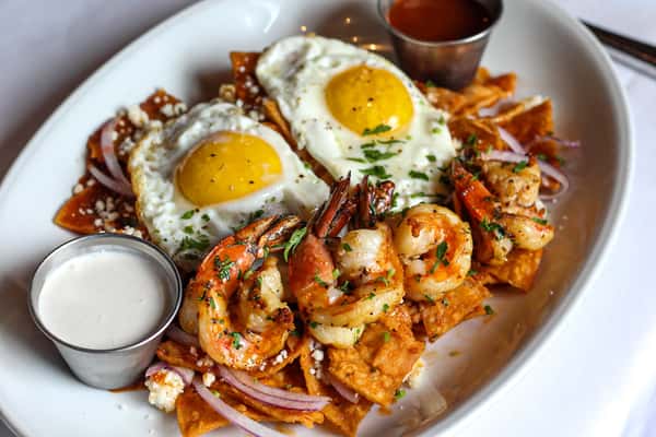 Chilaquiles con Camarones