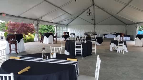 B&W Tent