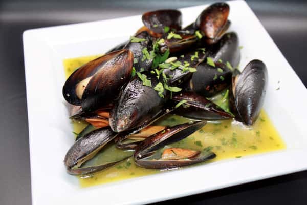 Mussels (Red/White)