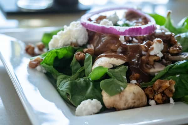Spinach & Goat Cheese Salad Bowl