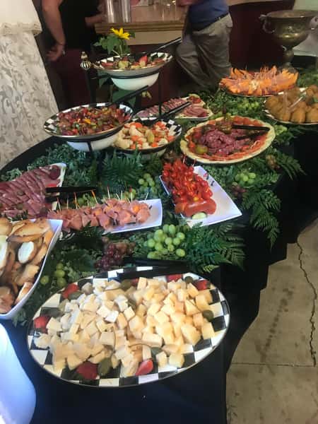 catering spread 1