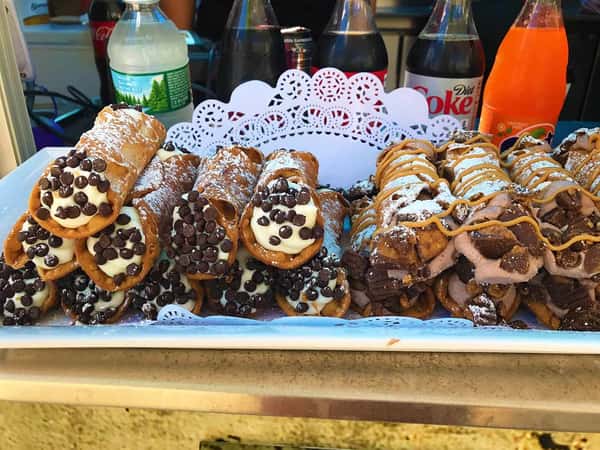 regular cannolis