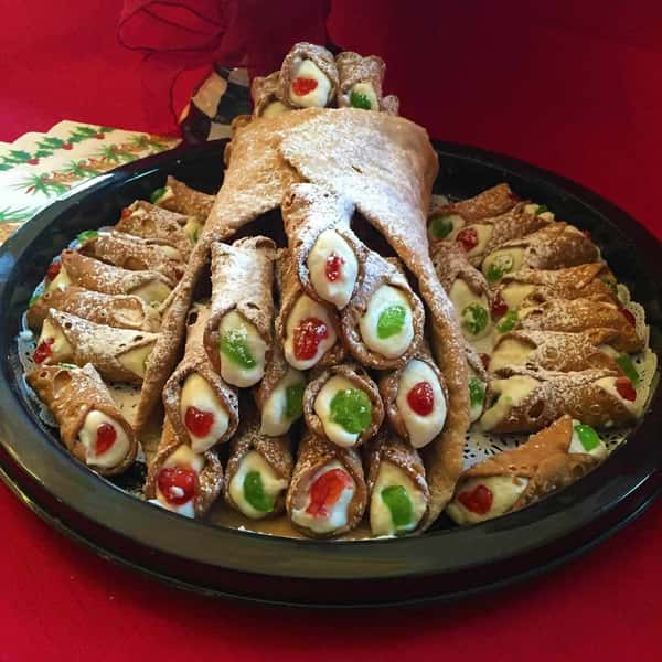 christmas colored cannolis