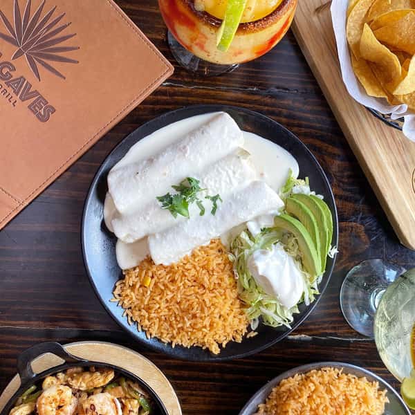 Give me all the Enchiladas con Crema 🥑🌮♥️
We are open and ready to serve you dine-in,take-out and delivery
Order online www.losagavesgrill.com
.
.
.
.
#margaritas #tequila #mexicanfood #guacamole #losagavesmexicangrill #McCordsville #Westfield #cazuleas #queso #tacos #instafood #localrestaurant #shoplocal #mexicanrestaurant #restaurant #food #foodie #instafood #foodlover #yummy #delicious
#foodstagram #instagood #tequila #foodblogger #foodies #tasty #eat #wine #margaritas #restaurante