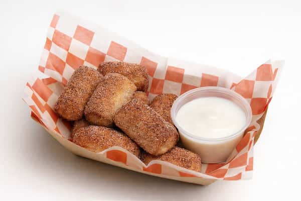 Cinnamon Pretzel Bites (12) + Icing Sugar Dip