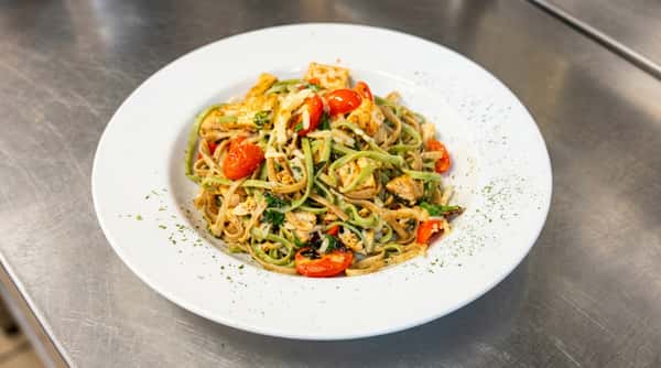 Weat & Spinach Linguine Caprese