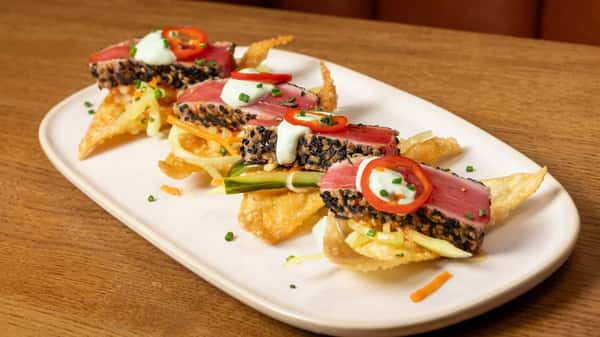 Ahi Tuna Wonton*