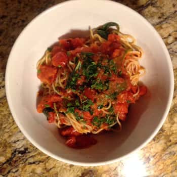 Pasta with tomato sauce