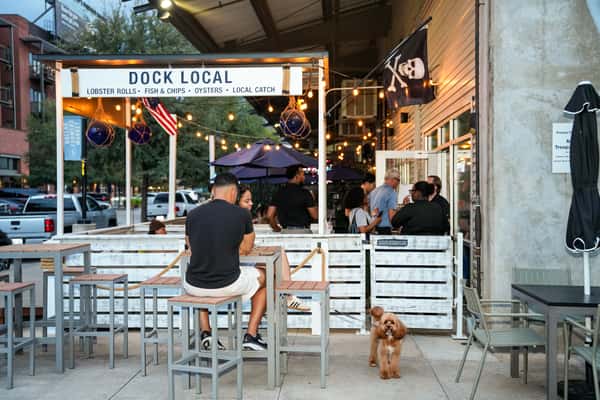 Dock Local Patio