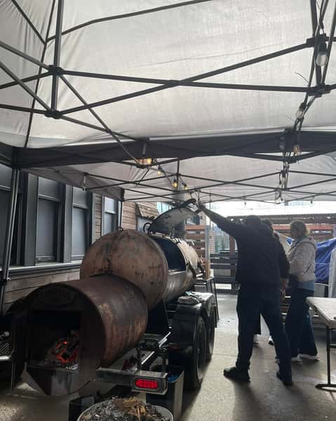 Outsider BBQ & Beer Garden