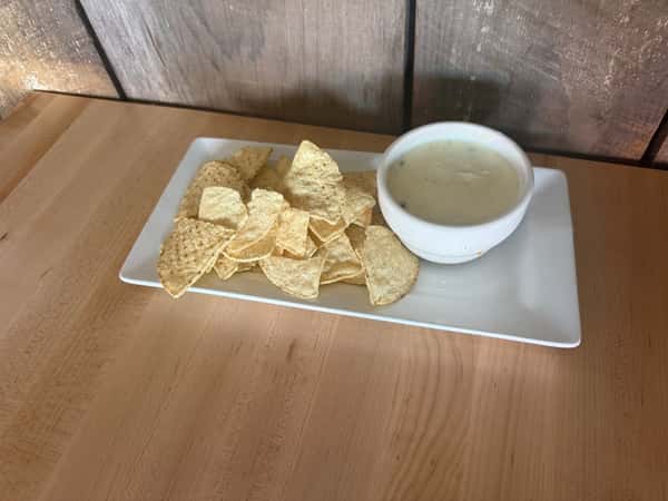 Chips & Queso