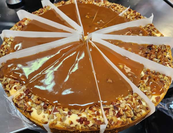 Turtle Cheesecake (Slice)