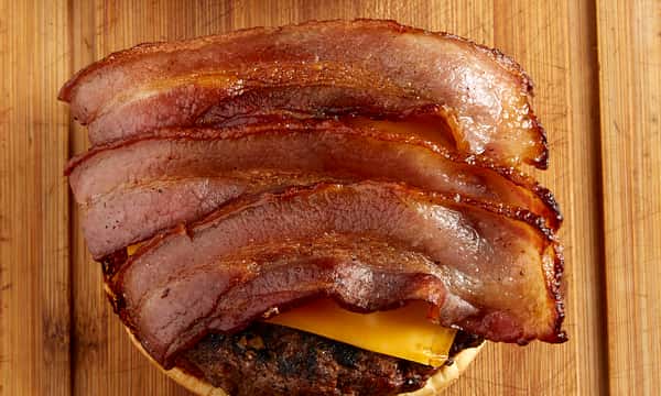 Burger with cheese and bacon