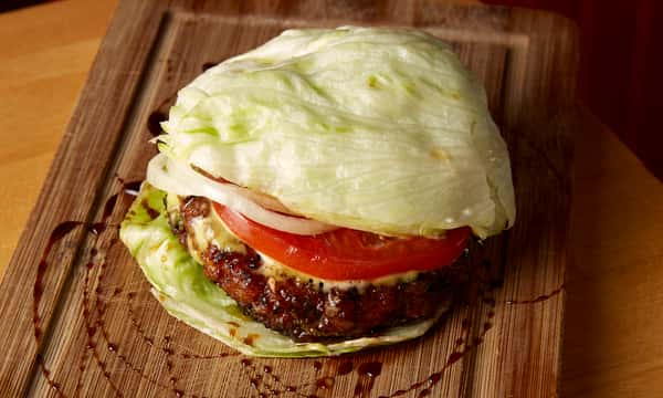 Shrimp burger with lettuce