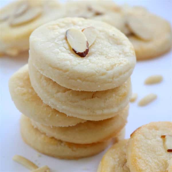 6 Gluten Free Almond Shortbread Cookies (Qt 6)