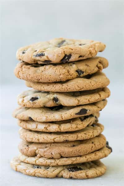 6 Chocolate Chip Cookies