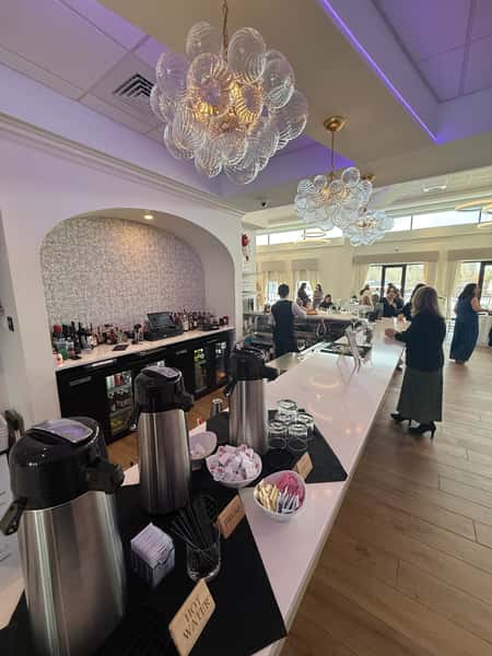bar