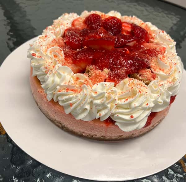 Strawberry Crunch Cheesecake