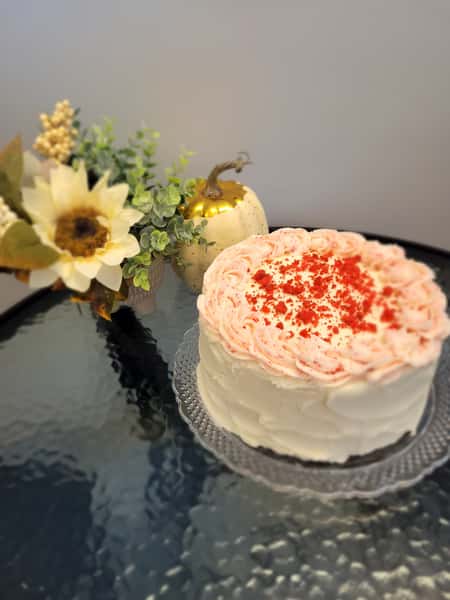 Red Velvet Cake w/ cream cheese buttercream 