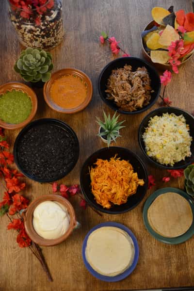 Original Taco Bar (10 SERVINGS)