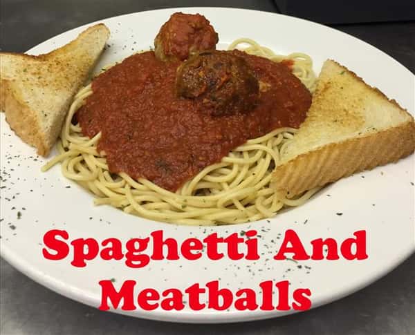 Spaghetti and Meatballs with toast