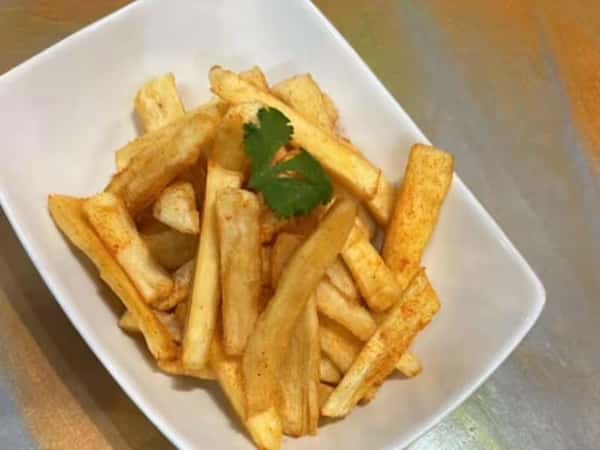 YUCA FRITA (cassava fries)